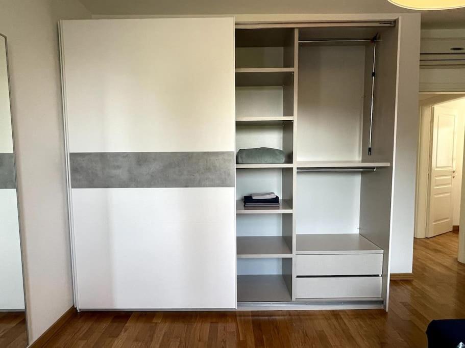 Appartamento Moderno In Tenuta Melloni أنسولا ديليميليا المظهر الخارجي الصورة